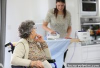 Is Living Alone Safe for Aging Adults? Pros, Risks, and Tips