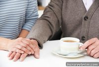 Caring for Someone with Alzheimer’s: Practical Tips from Caregivers