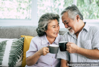 Considering a Move to a Retirement Community: What to Know Before You Decide